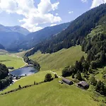 Ursteinhütte *